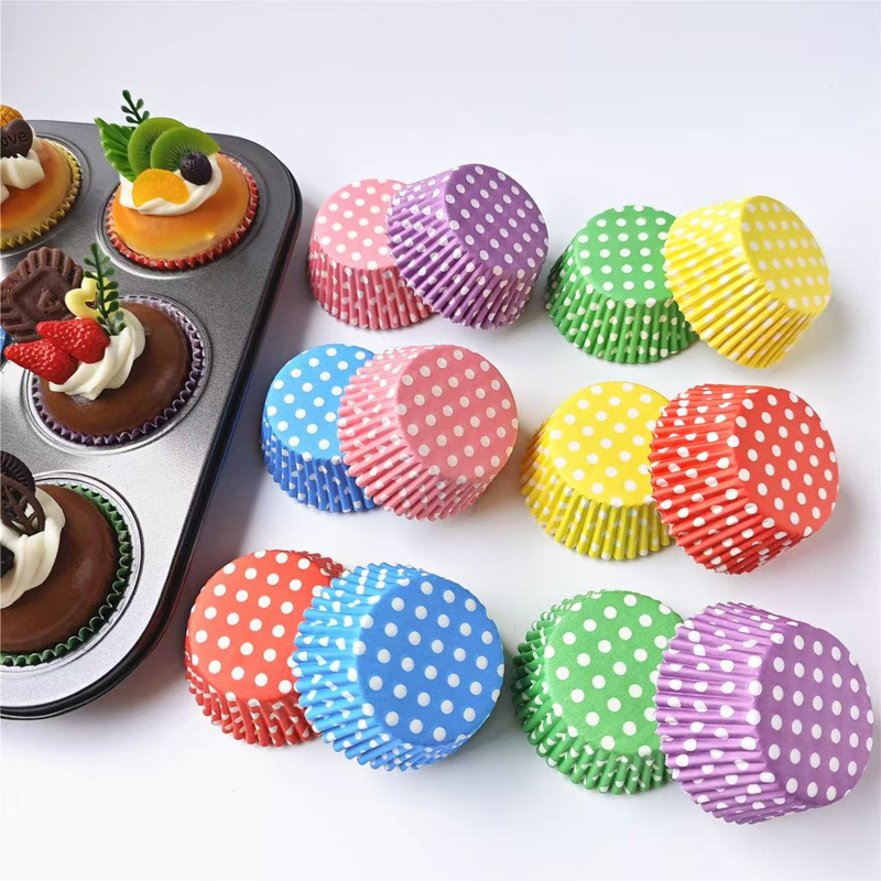 Kitchen Baking Mat - 100 Buah Alas Kertas Kue Polka