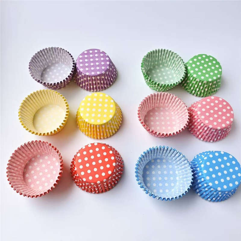 100 Buah Alas Kertas Kue Polka - Kitchen Baking Mat ulasan dan harga